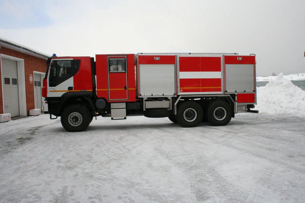 АЦ-5,0 НА ШАССИ IVECO TRAKKER