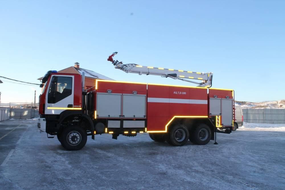 АЦ-7,0 НА ШАССИ IVECO TRAKKER